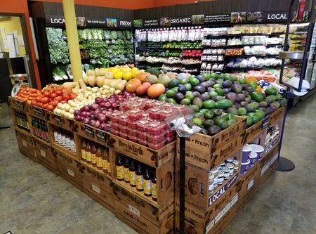 Photo: Produce section of Down to Earth Kahului
